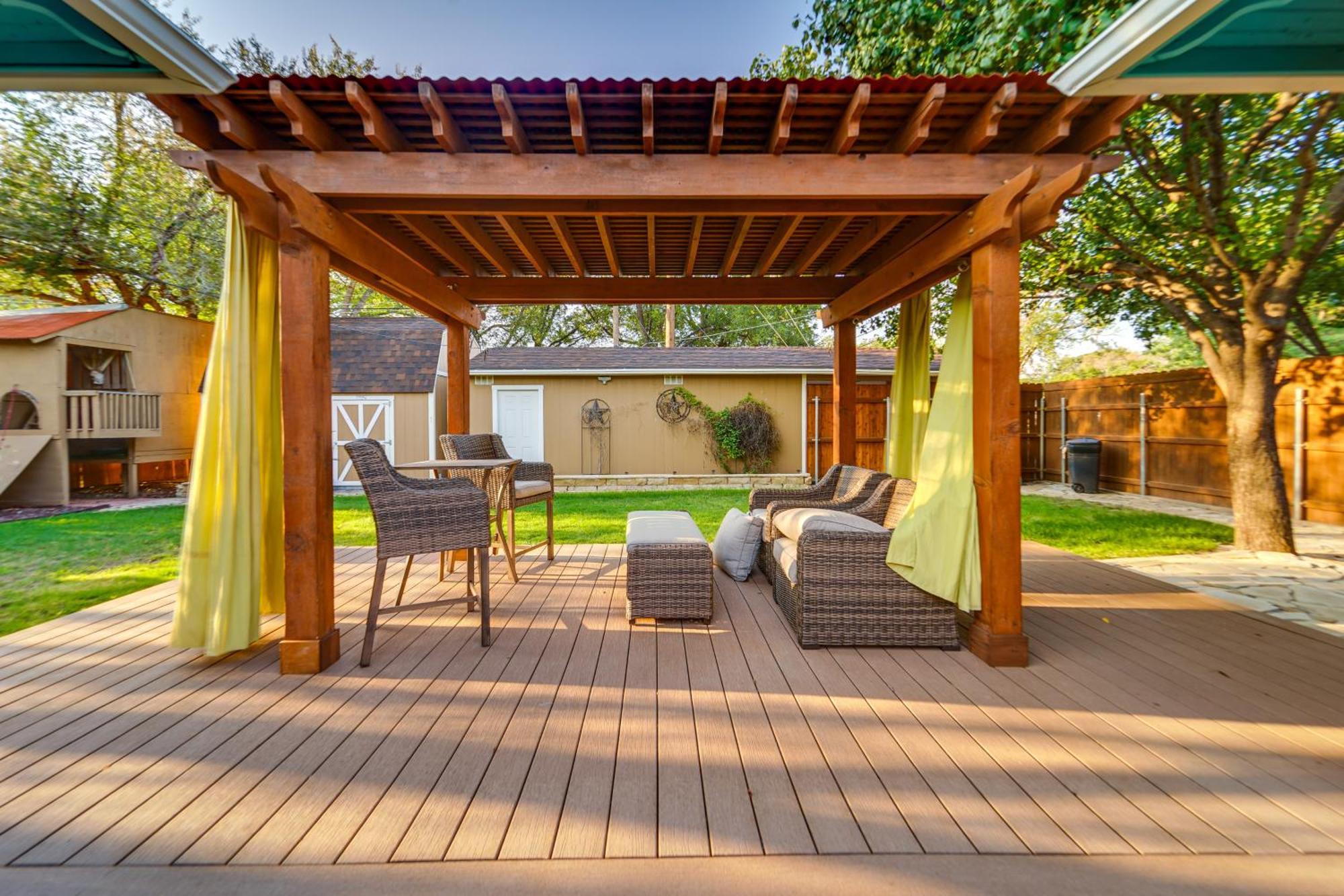 Lovely Lubbock Home With Furnished Deck And Grill Экстерьер фото